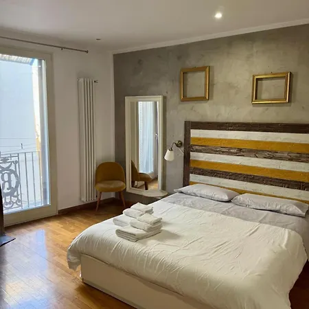 Lägenhet A Un Passo Dalla Cattedrale