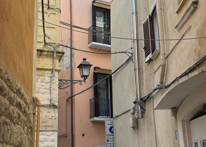 A Un Passo Dalla Cattedrale